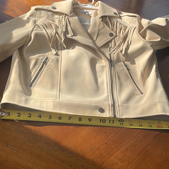 Fate cream vegan leather fringe crop western jacket - Picture 6 of 8